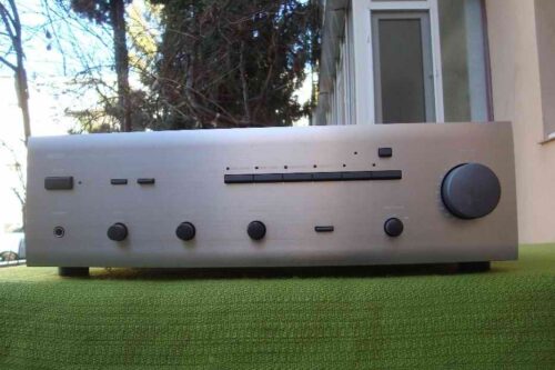 AMPLIFICATOR YAMAHA AX-440
