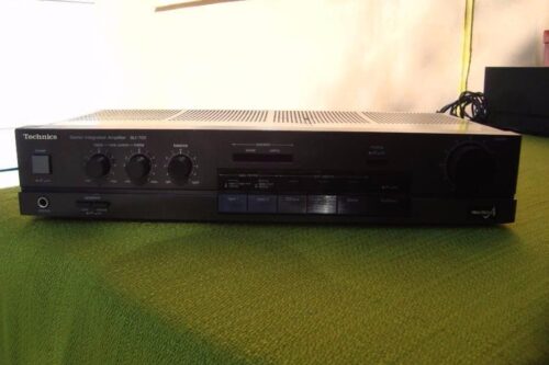 AMPLFIICATOR TECHNICS SU-700