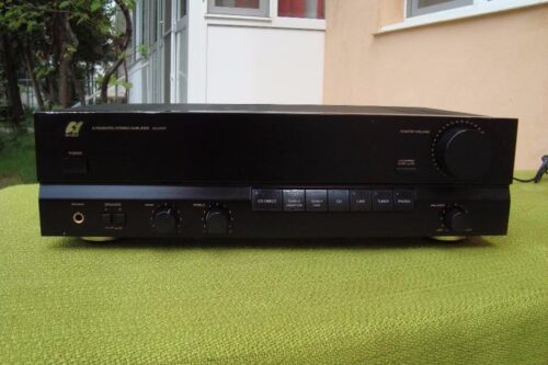 AMPLIFICATOR SANSUI AU-X111