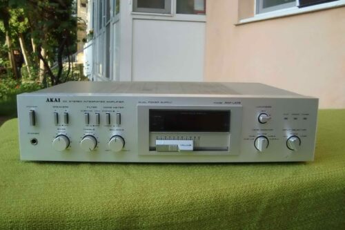AMPLIFICATOR AKAI AM-U03