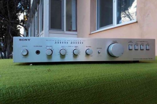 AMPLIFICATOR SONY TA-F30