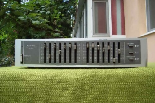 EGALIZATOR PIONEER SG-550