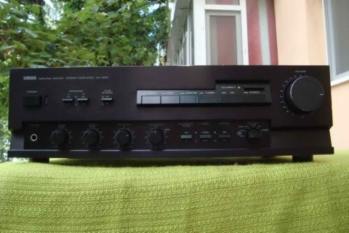 AMPLIFICATOR YAMAHA AX-500
