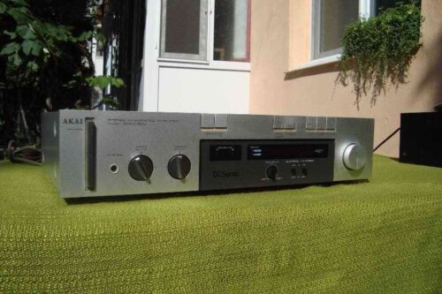 AMPLIFICATOR AKAI AM-U310