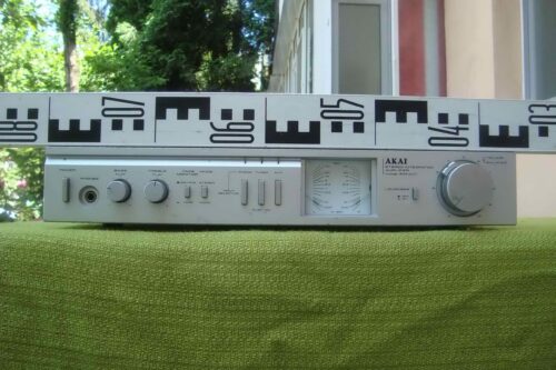AMPLIFICATOR AKAI AM-U11