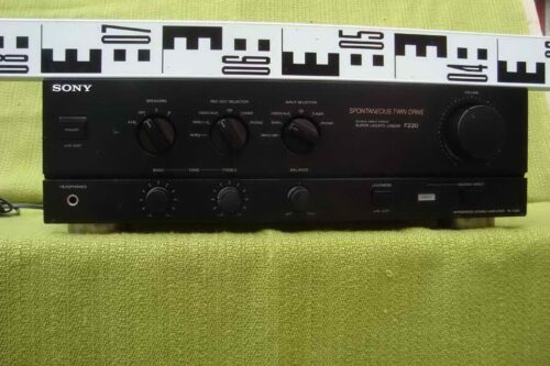 AMPLIFICATOR SONY TA-F220