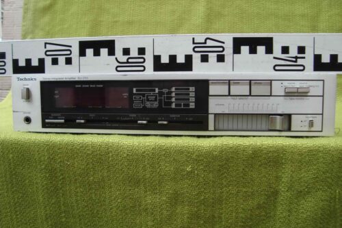 AMPLIFICATOR TECHNICS SU-Z55