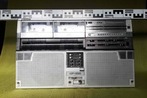 RADIO SHARP GF-555H