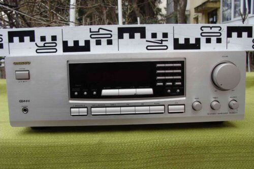 RECEIVER ONKYO TX-8211