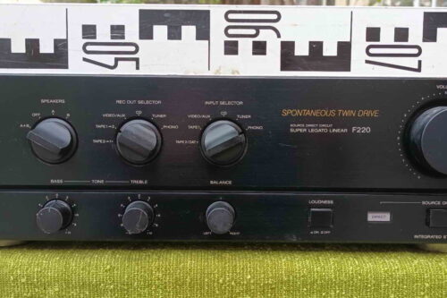 AMPLIFICATOR SONY TA-F220A