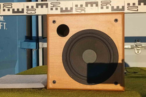 SUBWOOFER POWERED